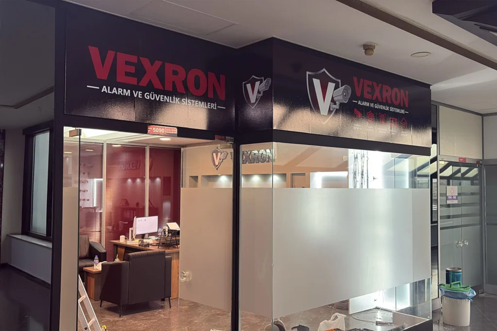 VEXRON Alarm ve Güvenlik Sistemleri'nin Bursa'da yer alan kurumsal merkez ofisi ve müşteri kabul alanı.